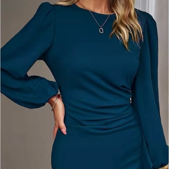 Dress - Picture 2 of 2